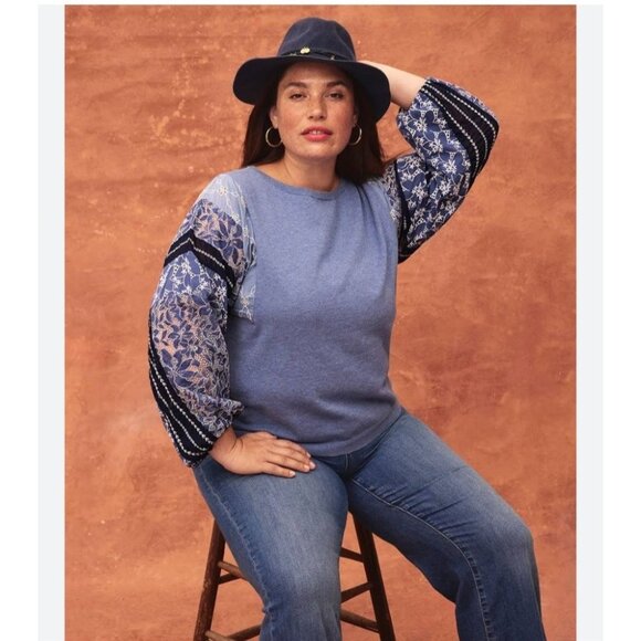 Chico's Embroidered Eyelet Sleeve Blue Sweater Size XL Knit Bateau Neck Boho - Picture 2 of 9